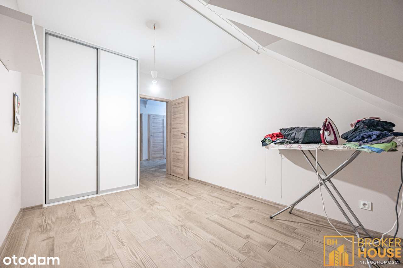 WYJĄTKOWY DOM W ZABUDOWIE BLIŹNIACZEJ-13