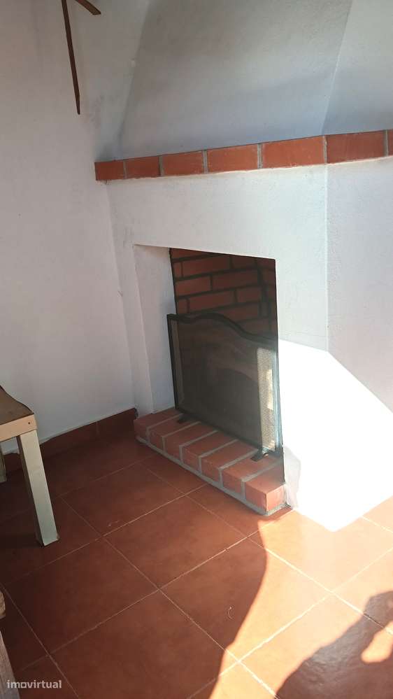 Moradia térrea isolada inserida em lote 2250 m2-28