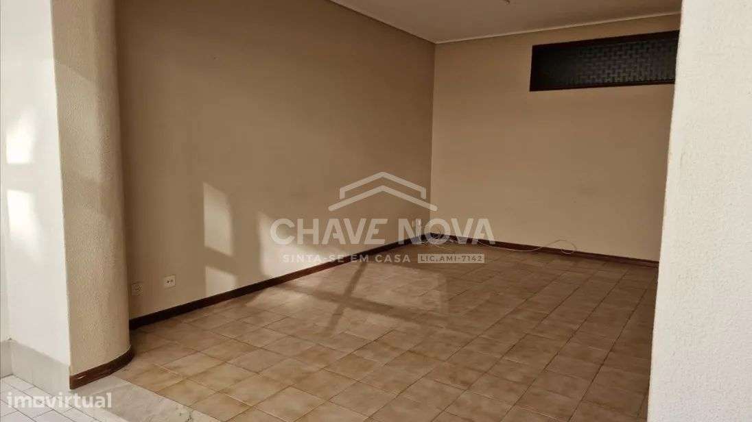 Apartamento T1 em Vilar do Paraíso - Grande imagem: 4/9