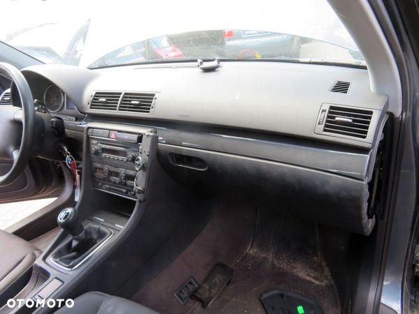 DESKA ROZDZIELCZA AIRBAG KONSOLA A4 B6 AUDI 2000-2006 - 1