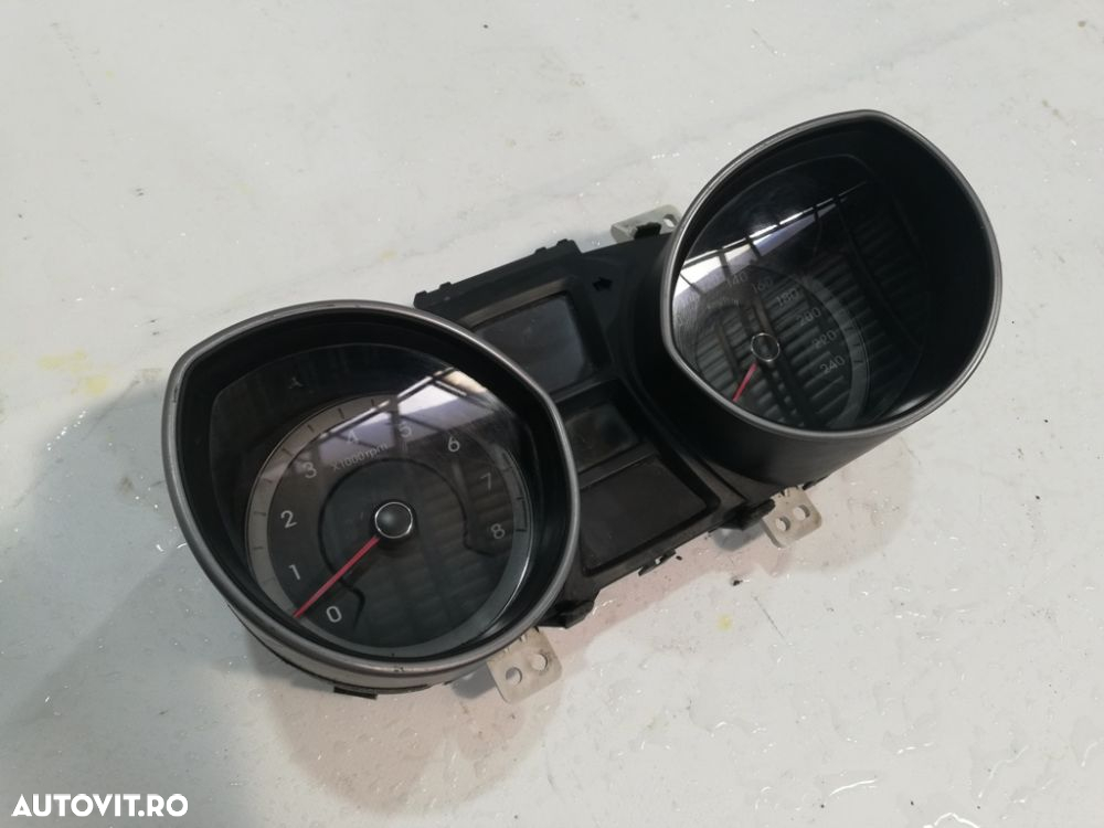 Ceasuri bord Hyundai I30 1.4 BENZINA An 2013 2014 2015 2016 2017 - 9