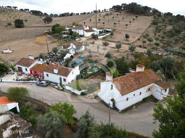 Propriedade com 6 habitações - Pintada - Montemor-o-Novo - Grande imagem: 4/41