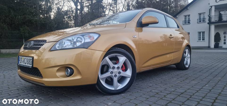 Kia Ceed - 3