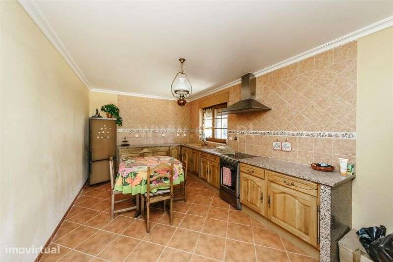 Moradia Isolada T4 / Covilhã, Ourondo - Grande imagem: 1/19