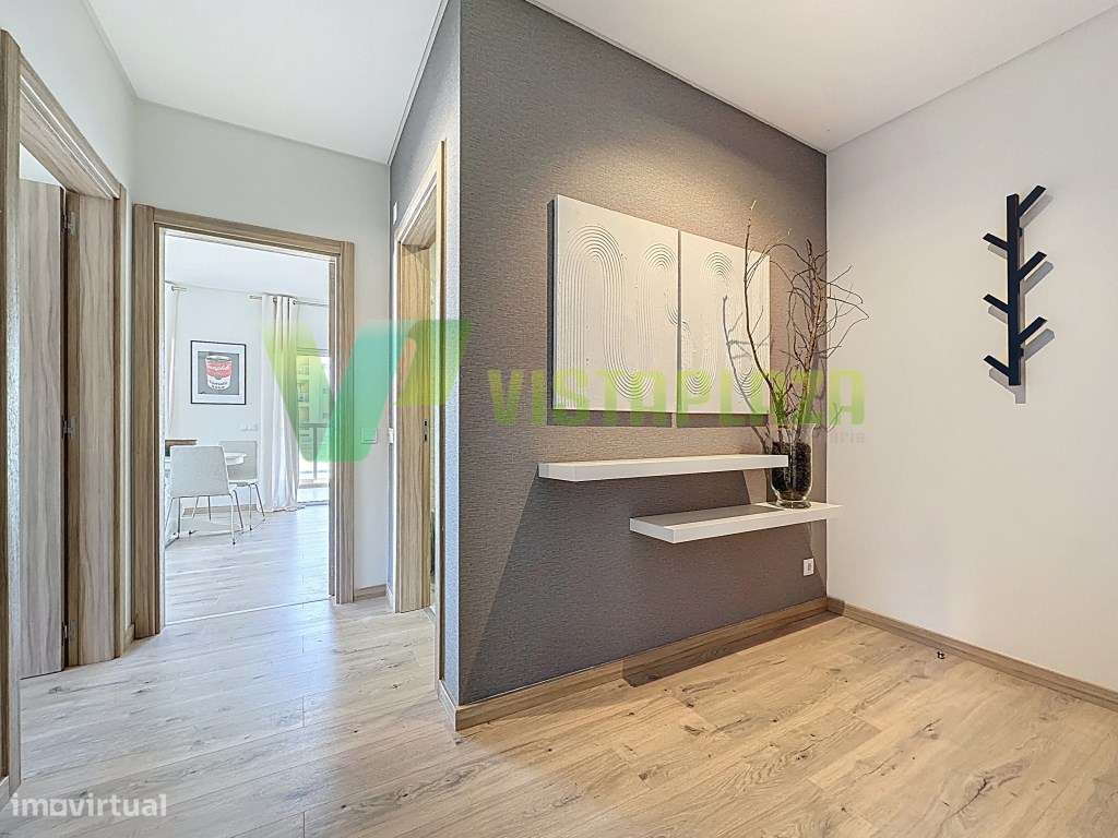 Apartamento T2 em Condomínio com Piscina na Praia da Rocha - Grande imagem: 3/25