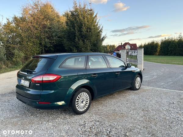 Ford Mondeo - 12