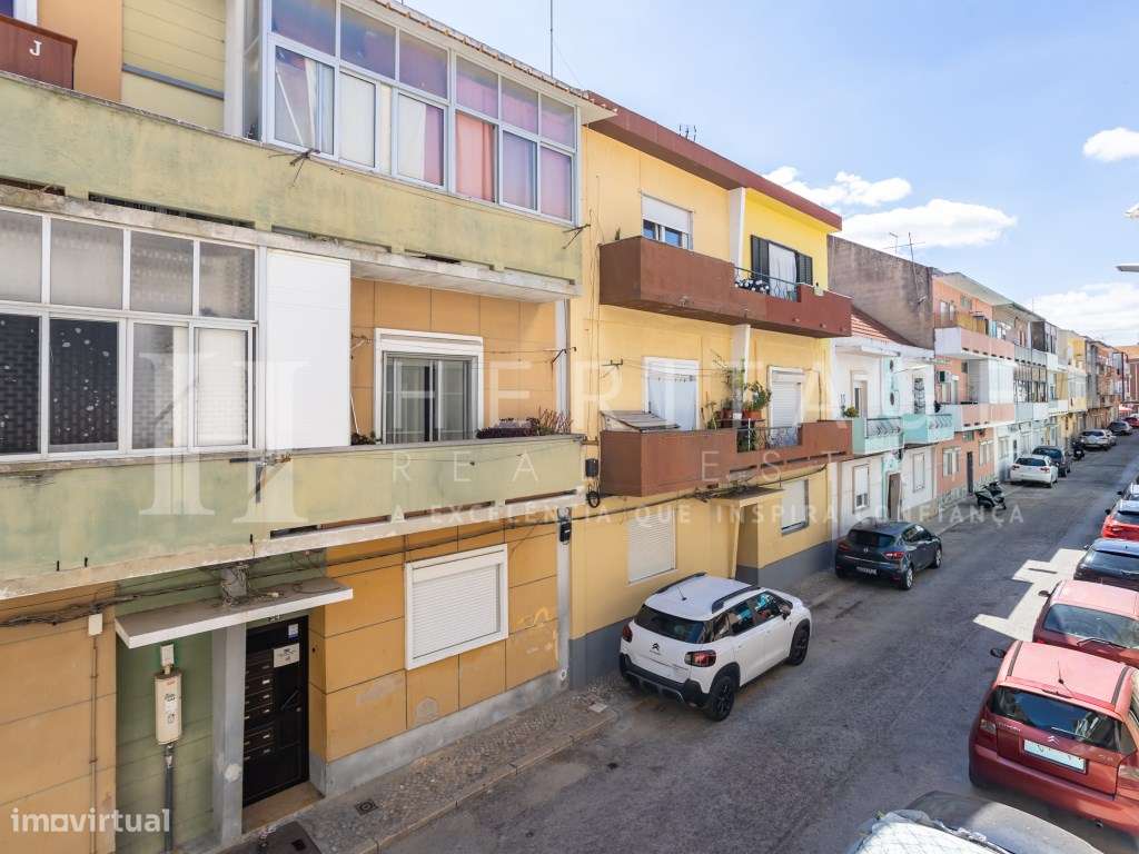 T1 Totalmente Remodelado em Open Space - Rua de Cabo Verde, Baixa d...-27