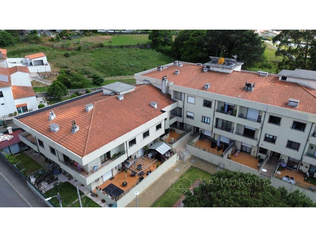 Apartamento T2 renovado, vendido totalmente mobilado e equipado em ...-33