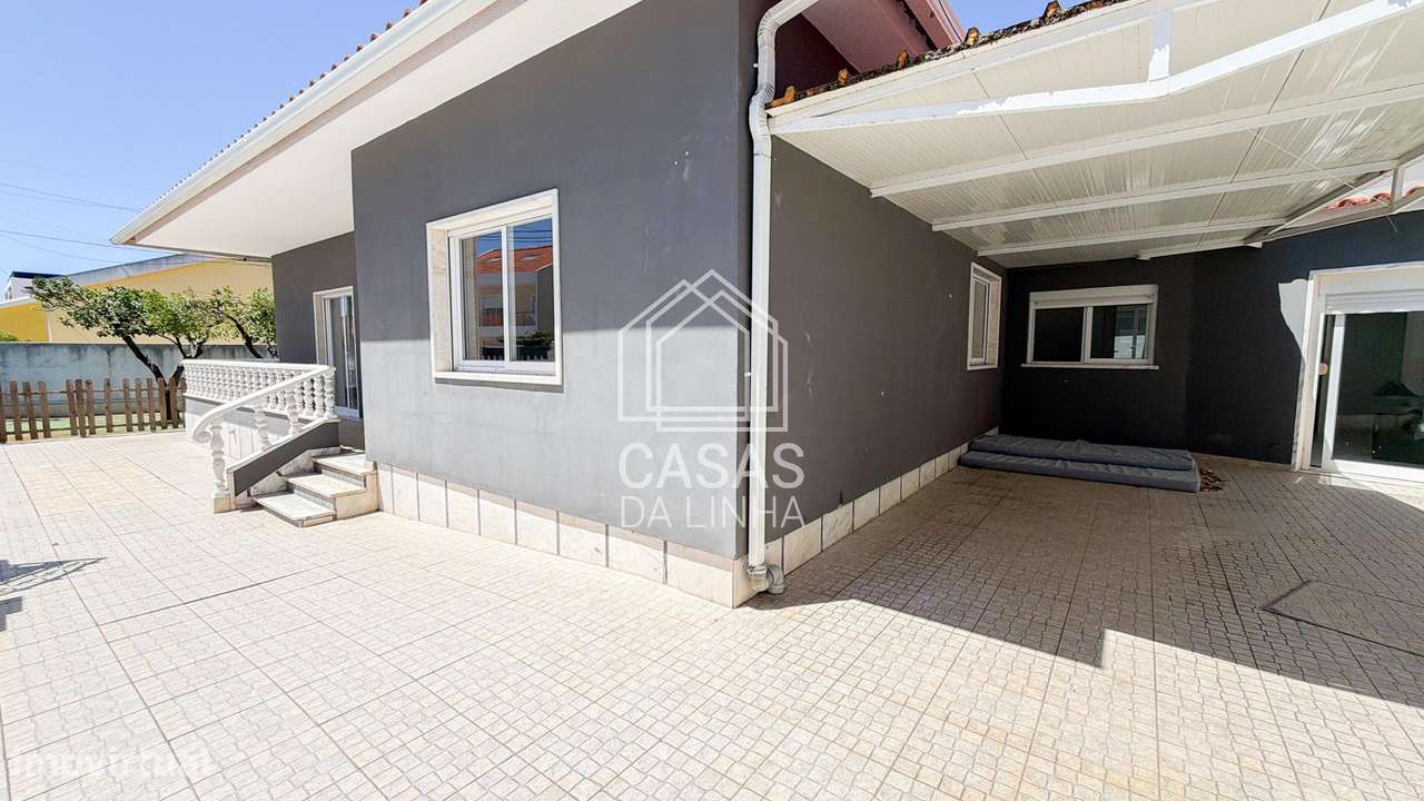 Moradia Isolada T3+3 em Bairro Além-das-Vinhas, São Domingos de Rana-32