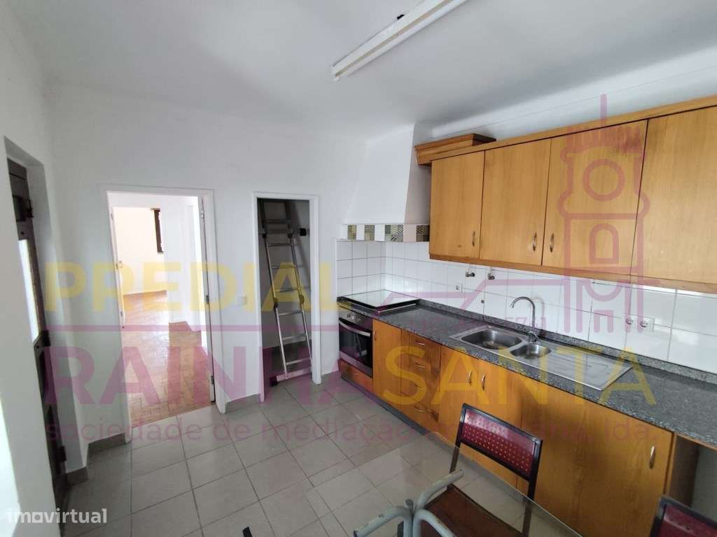 Moradia Bi Familiar T4 Santarém-20