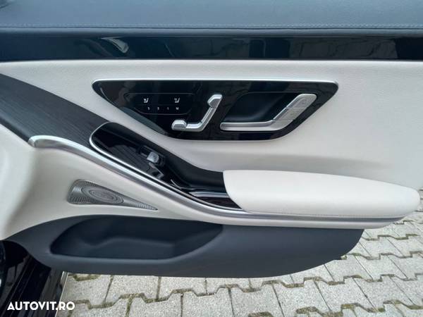 Mercedes-Benz S 400 d 4Matic 9G-TRONIC - 32