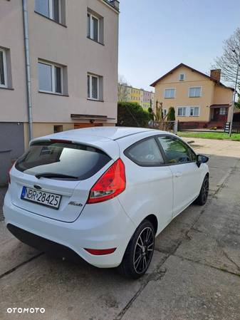 Ford Fiesta - 5