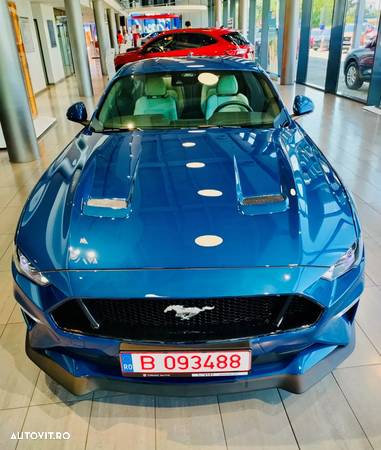 Ford Mustang Fastback 5.0 Ti-VCT V8 Aut. GT - 2