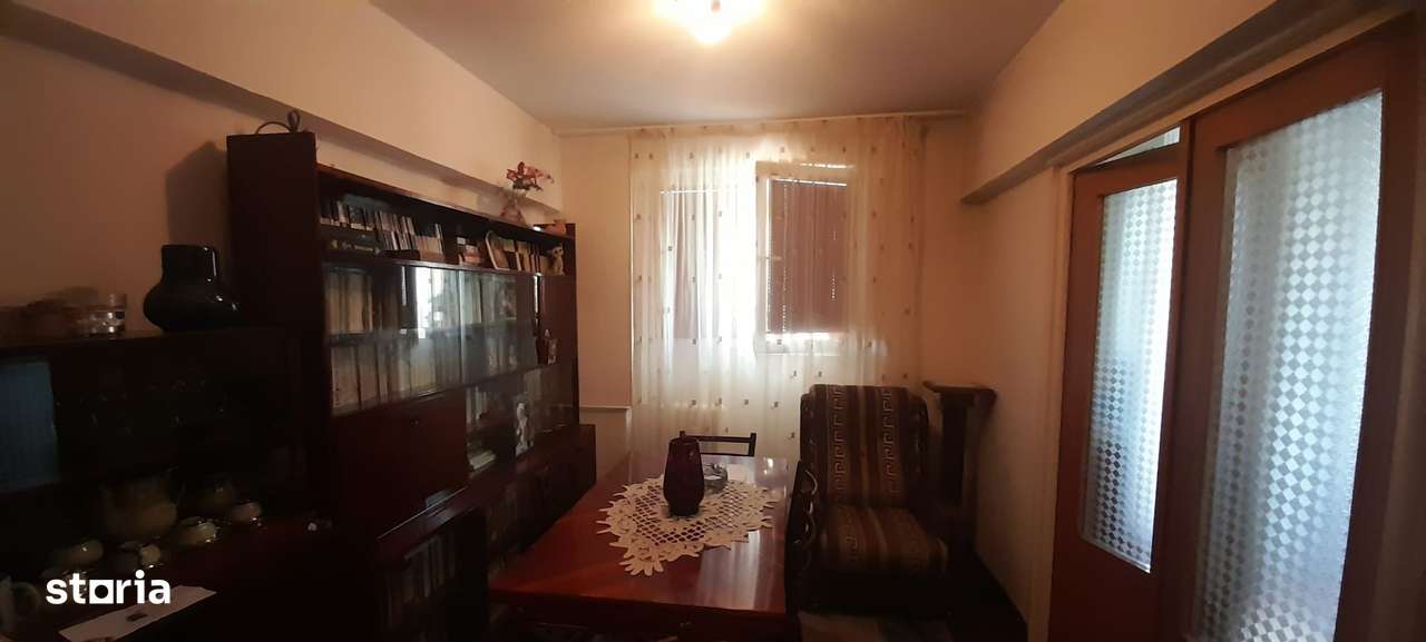 Drumul Taberei,Valea Argesului,2 min metrou-4