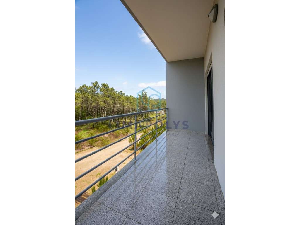 Apartamento t1 moderno com ampla varanda-8