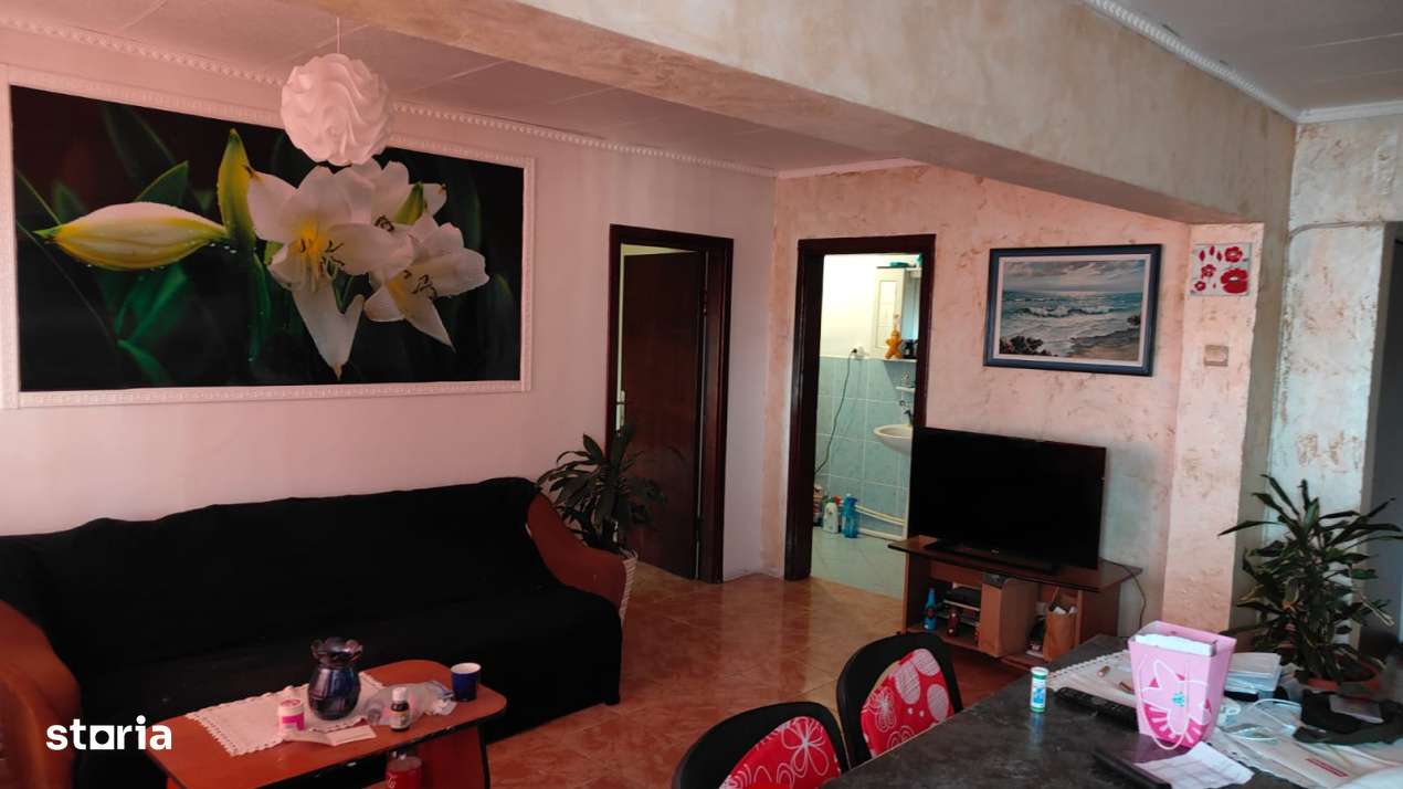 Apartament 3 camere decomandat, 65 mp, zona Bals - Imagine principală: 5/11