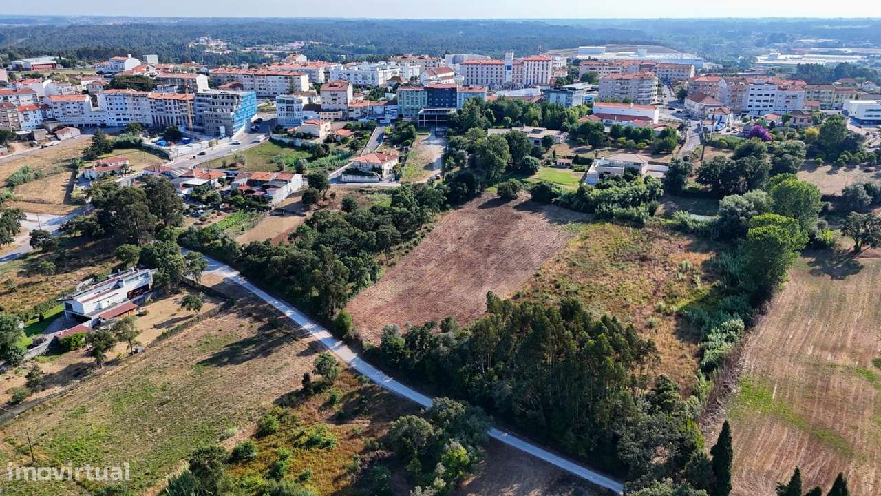 Terreno para Promoção Imobiliária no Coração de Oliveira do Bairro-9