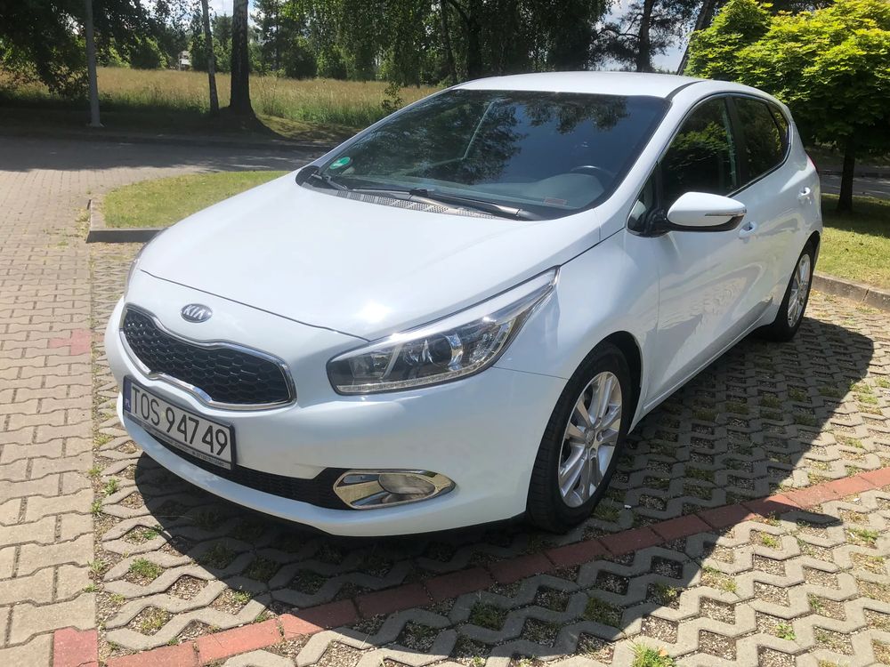 Kia Ceed II 1.6 CRDi 128 Vision 2013