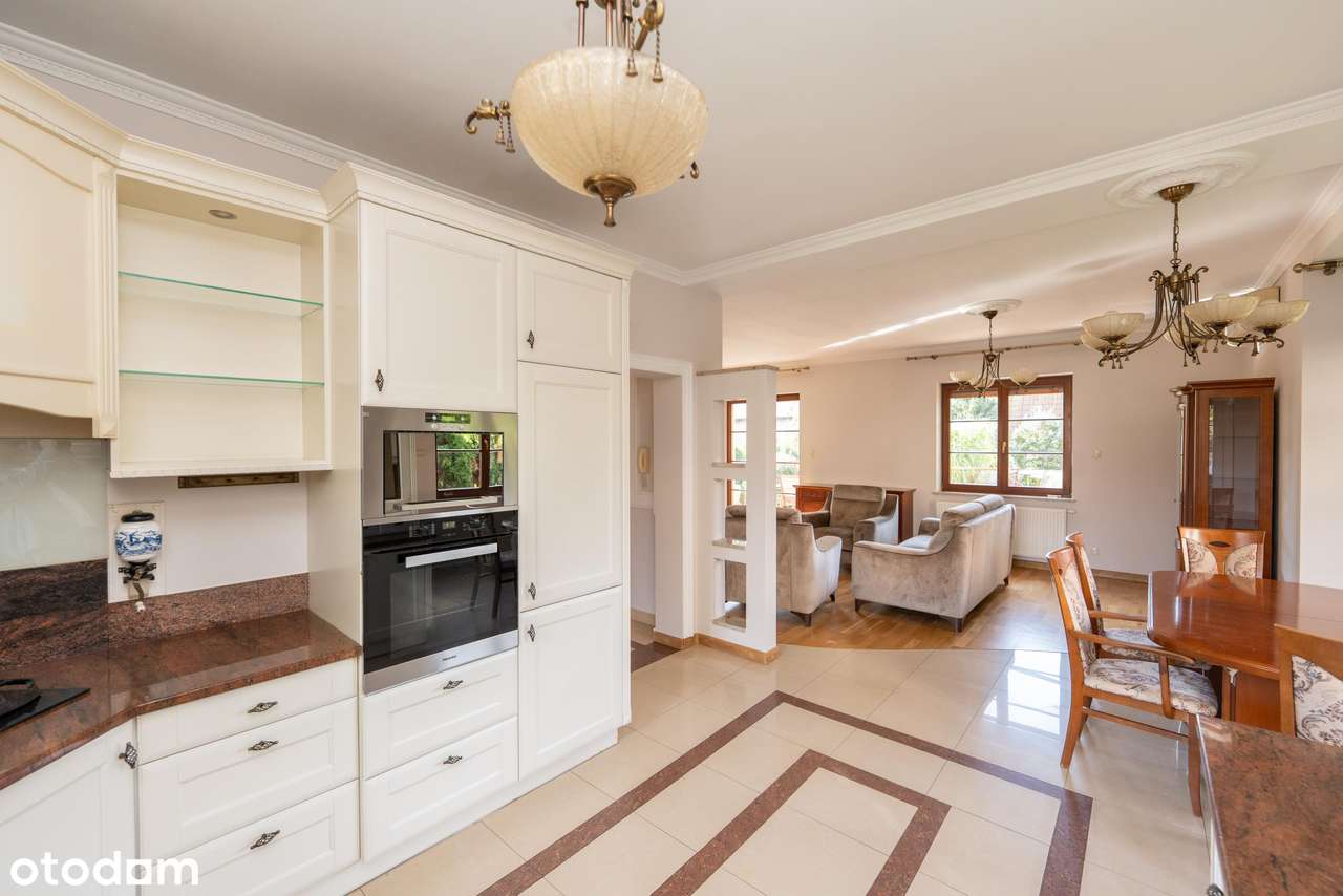 Dom, 230.0 m², Żerniki Wrocławskie-1