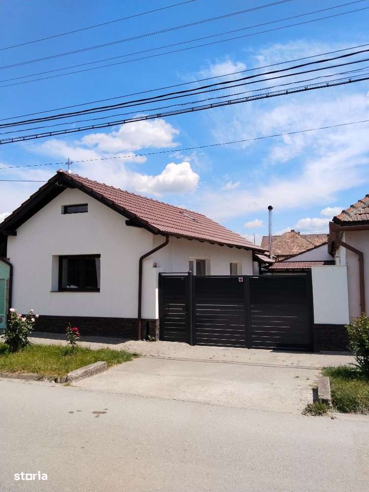 Casă de vânzare, Sebes Alba,zona Clasic, liniștită,vecini de treabă. - Imagine principală: 1/8