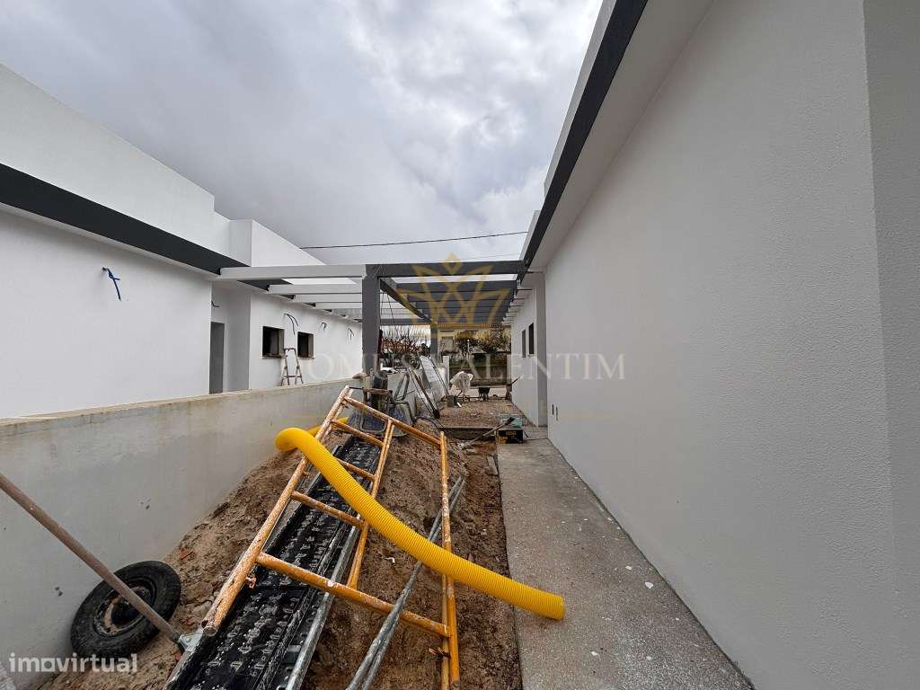 Moradia T3 Nova em LSF | Fernão Ferro - Grande imagem: 4/28