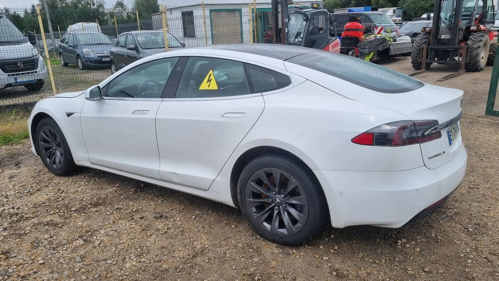 Tesla Model S 100D Allradantrieb 2018