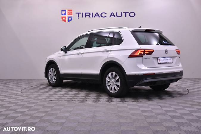 Volkswagen Tiguan - 3