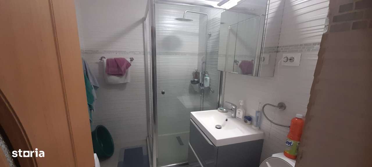 Crangasi ,5 min metrou,piata-9