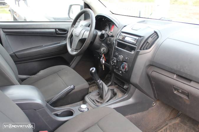 Isuzu D-Max 1.9 Ddi CD 4WD L CM - 9