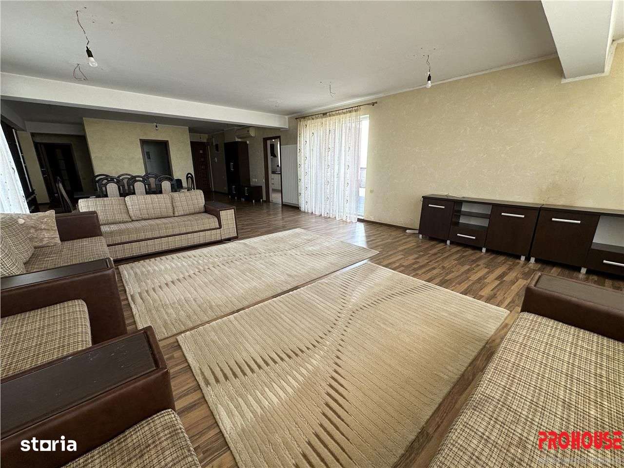 PENTHOUSE - Zona Arena Mall - 294mp-2