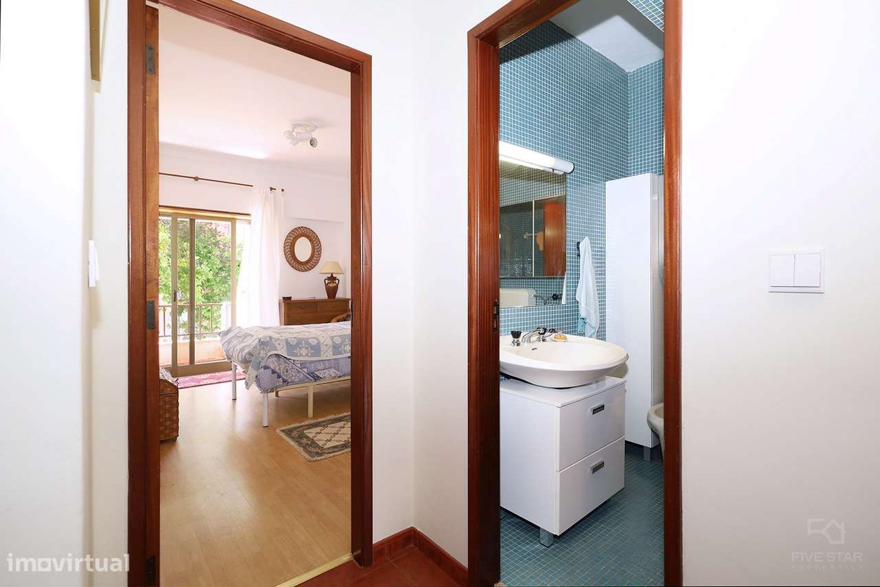 T2 - Apartamento com Varanda - Alapraia – Estoril-20