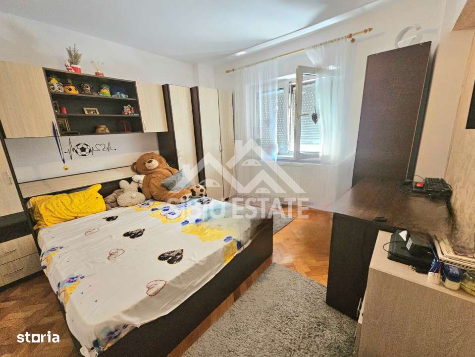 Apartament 3 camere In Sibiu, strada Siretului - Imagine principală: 5/12
