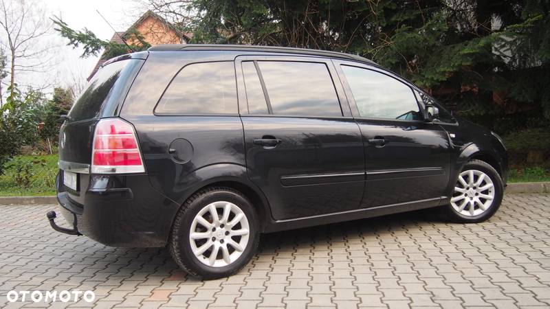 Opel Zafira 1.8 Active - 16