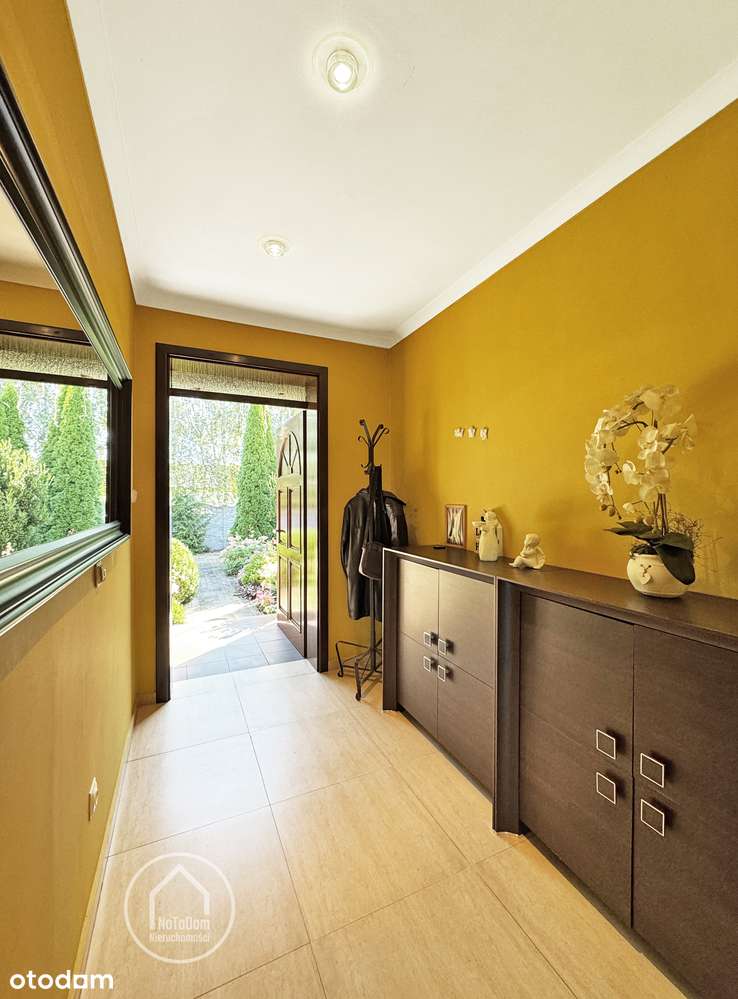 Dom Parterowy na pięknie zagospodarowanej działce w Łosinie-6