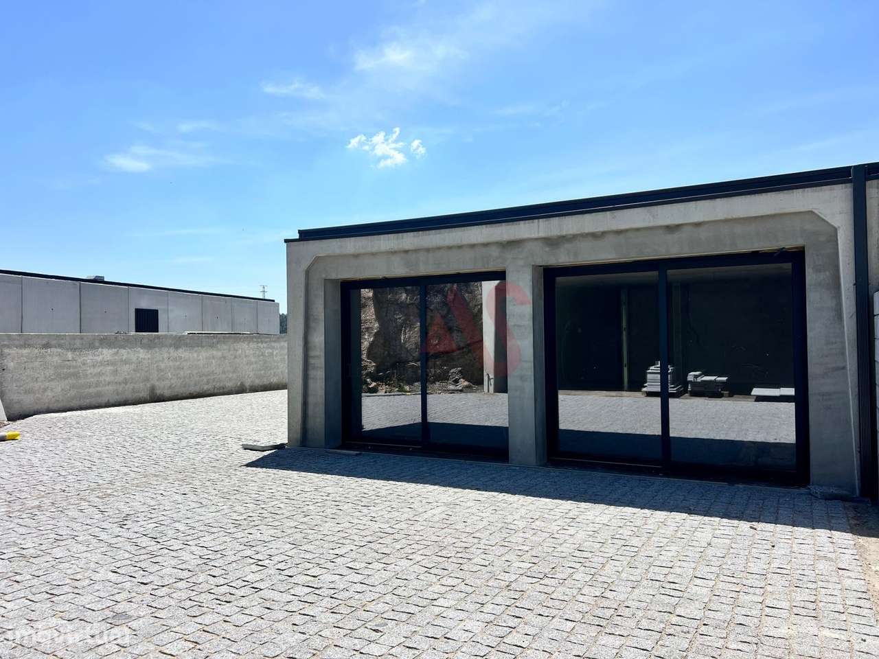 Moradia Térrea T3 com Piscina | Nova | Leitões, Guimarães-36