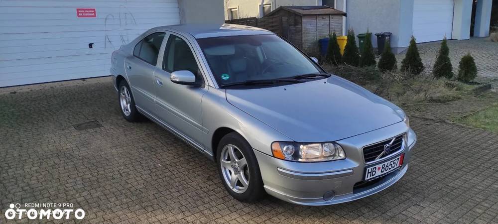 Volvo S60 2.4D Diament - 21