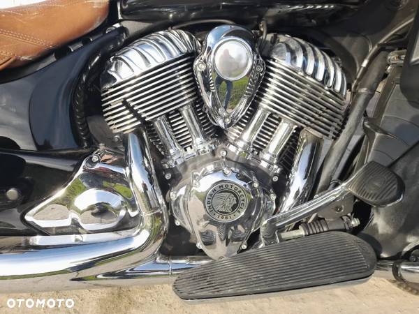 Indian Roadmaster - 8