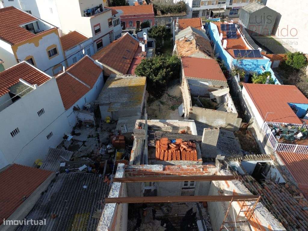 Moradia Centro Histórico de Sines | Projeto Aprovado | Excelente Te...-25