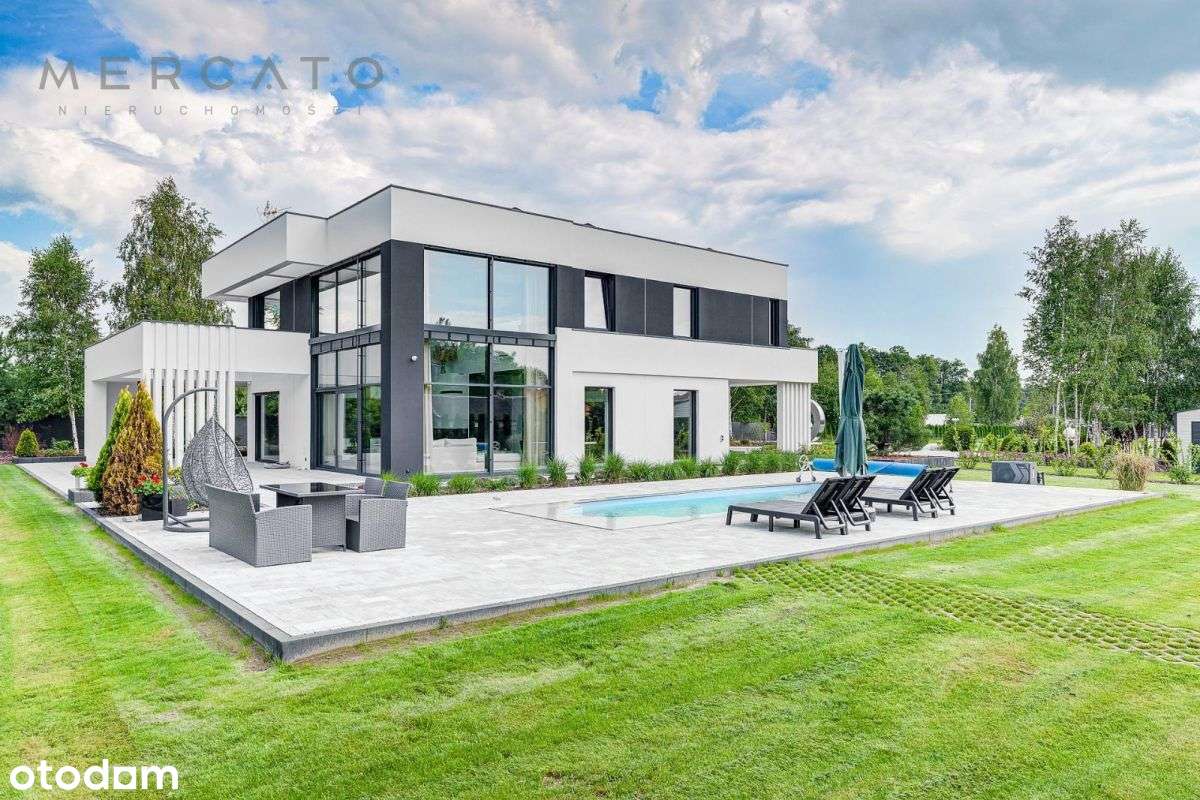 Luksusowa rezydencja, Chrzęsne gm. Tłuszcz.-16