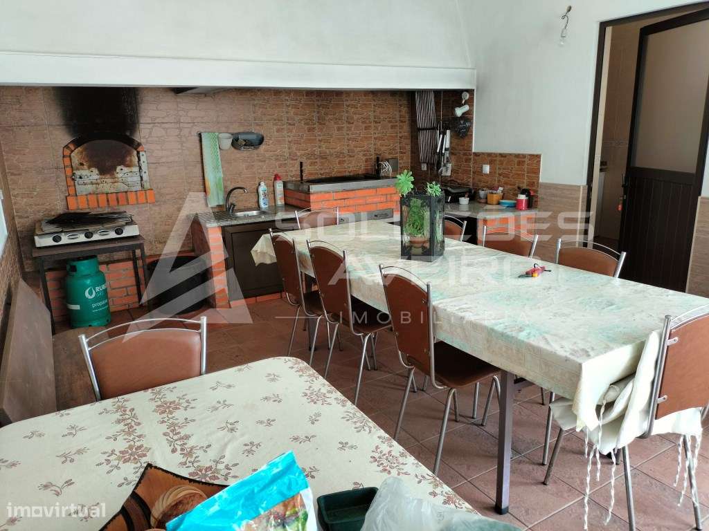 Moradia T4 com Piscina-21