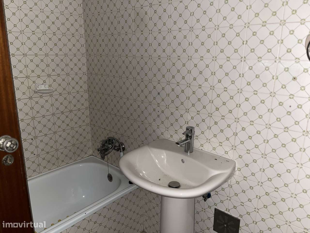 Apartamento T3 com 2 casas de banho em Loures-17