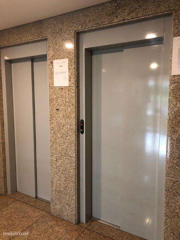 T0 com garagem junto à Universidade do Minho | Braga-4