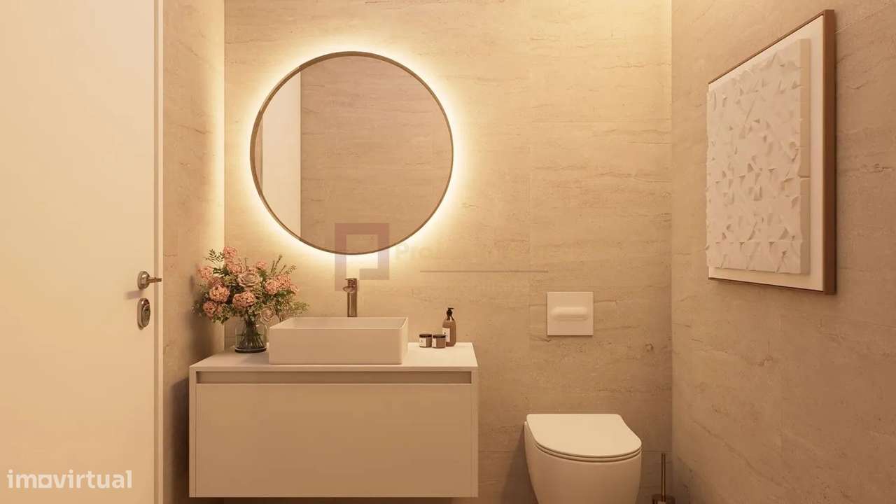 Moradia em Condomínio Privado com Piscina-5