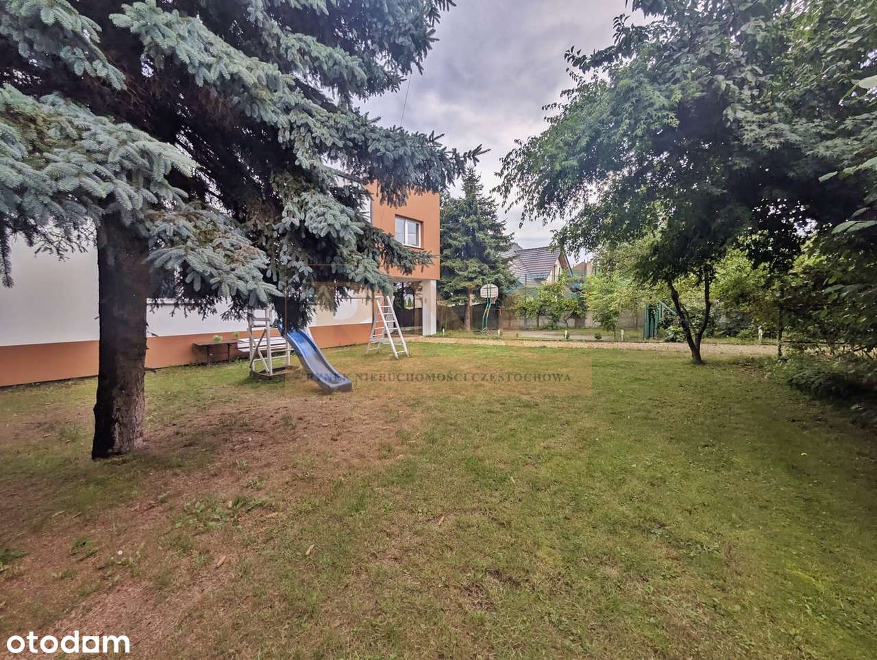 Północ ul.Makuszyńskiego| Dom z ogródkiem| 195 m2| Sauna| 0%prowizji-17