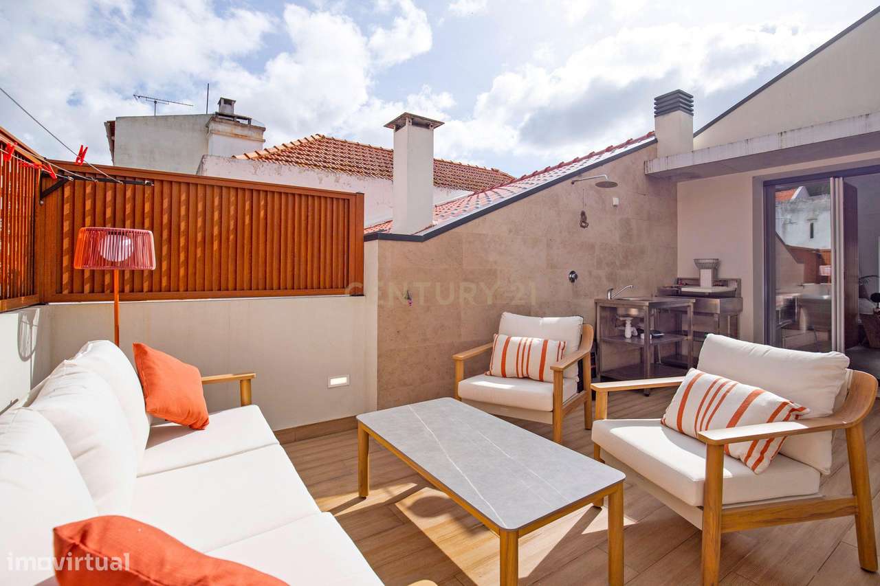 Moradia Contemporânea T3 com Terraço no Coração do Bairro do Troino –-54