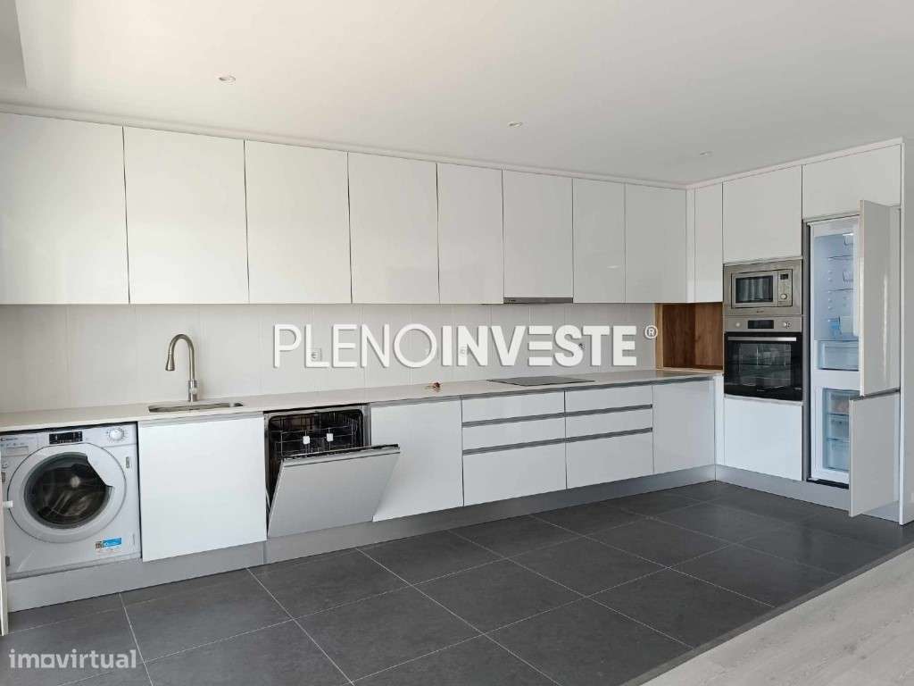 T2 Duplex Novo em Santa Marta do Pinhal - Grande imagem: 3/22