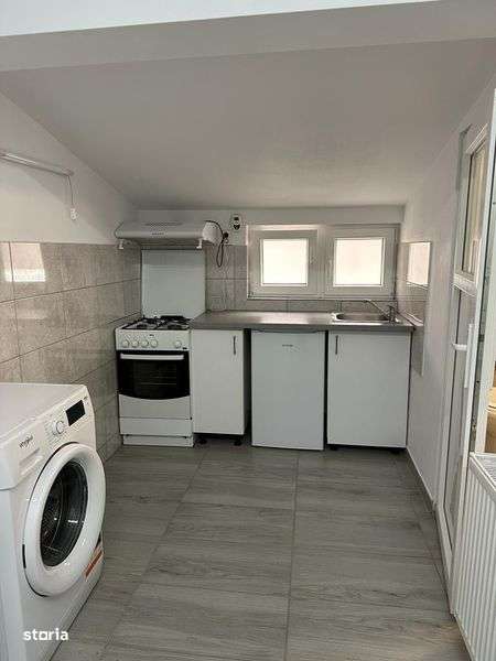 Proprietar inchiriez garsoniera in Calea Sagului,160 euro de persoana - Imagine principală: 5/6