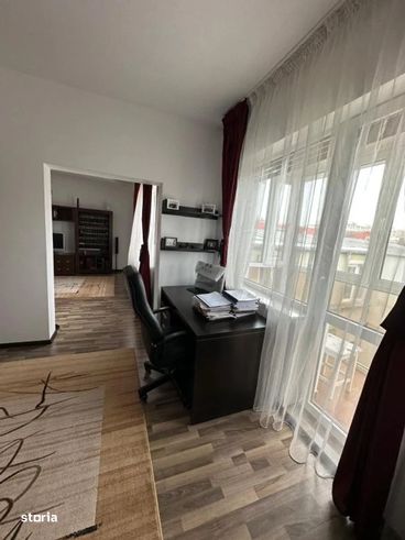 Vanzare apartament 4 camere etaj 1 plus garsoniera vila Gara de Nord-1