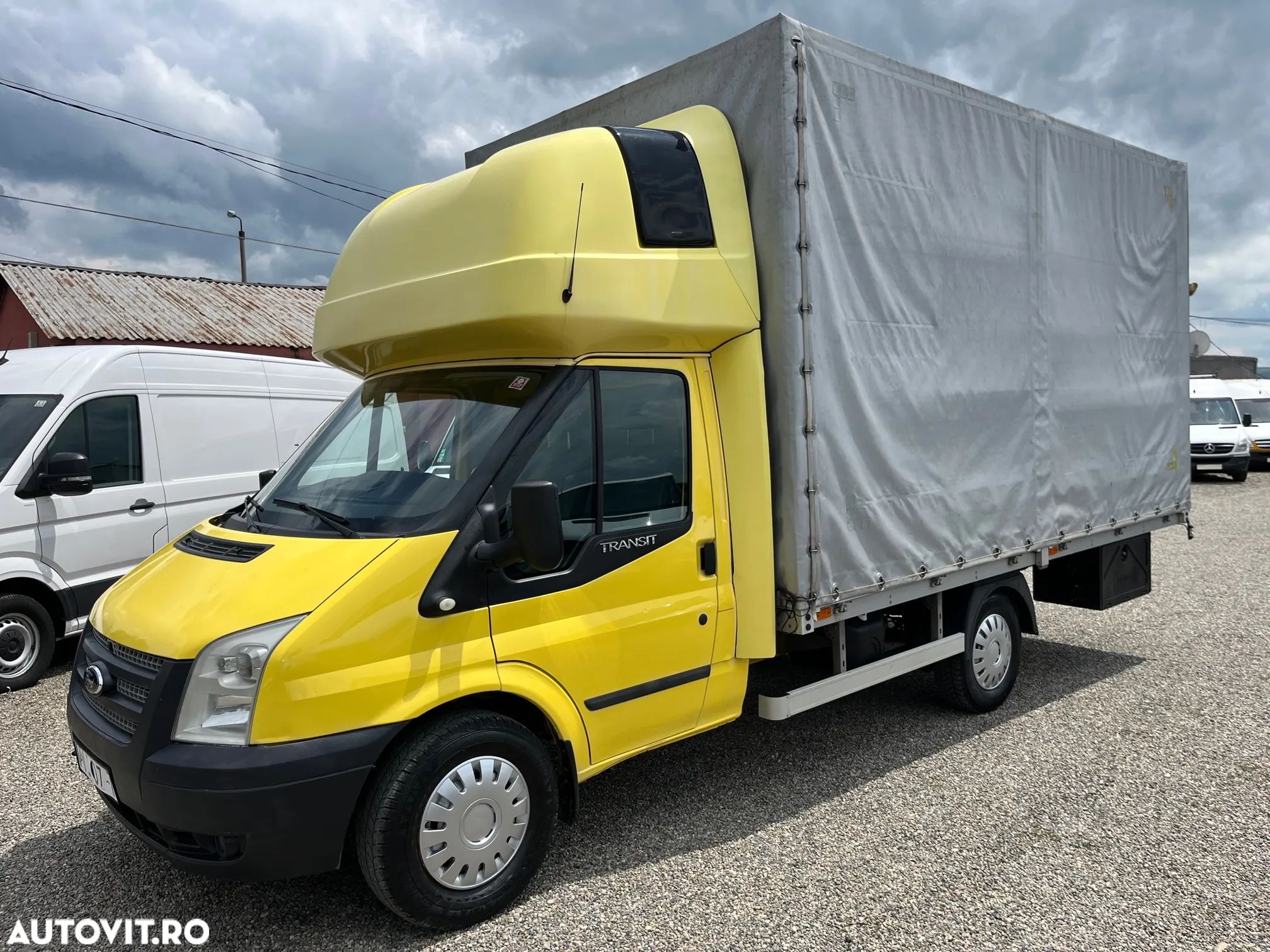 Ford Transit - 1