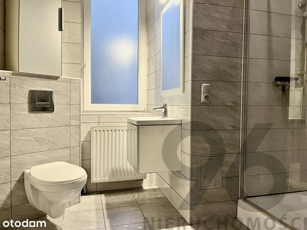 Przestronne mieszkanie w samym sercu Łodzi-9